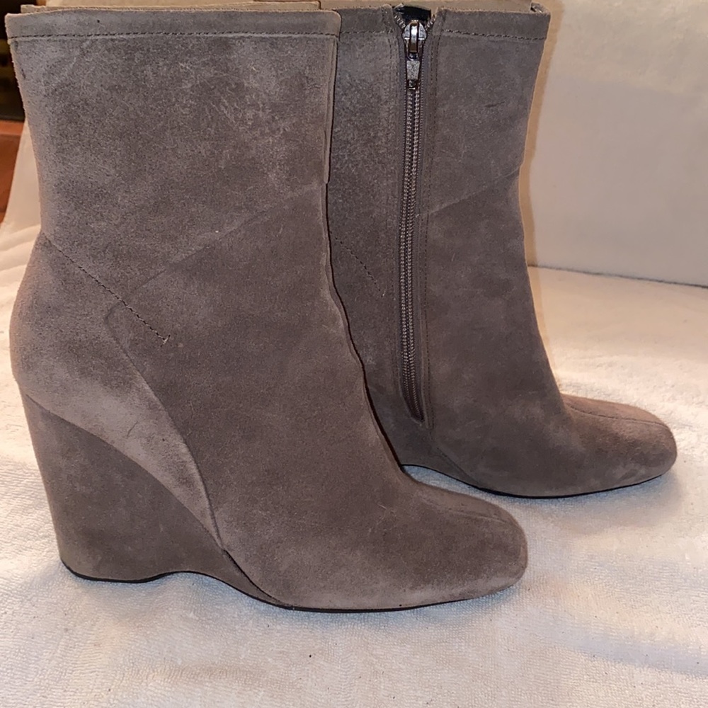Genuine suede booties